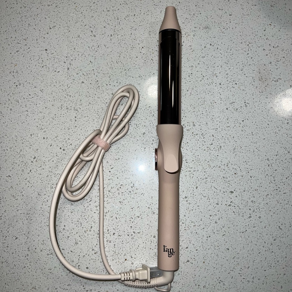 L’ange Le Clip Titanium Curling Iron 1.25” (32MM)
